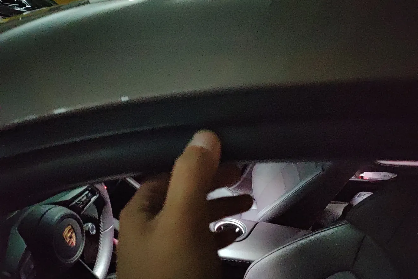 2022 Porsche Taycan 2AT BEV 79.2KWH,autocango,china used car exporter,china ev exporter,chinese used car exporter,chinese used ev exporter