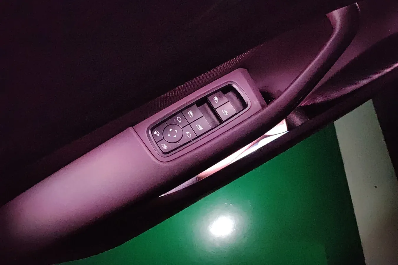 2022 Porsche Taycan 2AT BEV 79.2KWH,autocango,china used car exporter,china ev exporter,chinese used car exporter,chinese used ev exporter