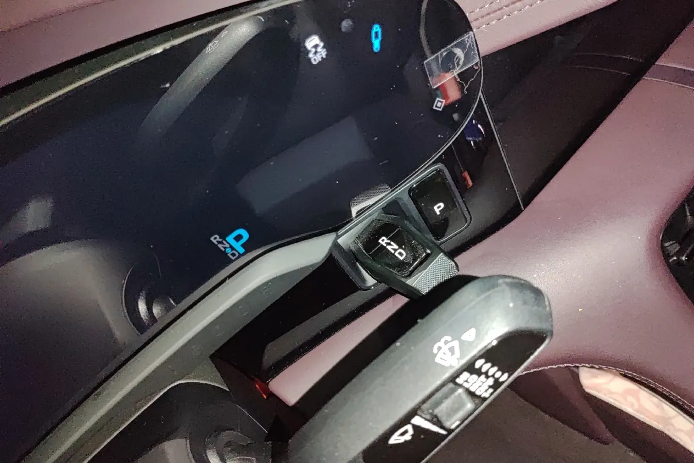 2022 Porsche Taycan 2AT BEV 79.2KWH,autocango,china used car exporter,china ev exporter,chinese used car exporter,chinese used ev exporter