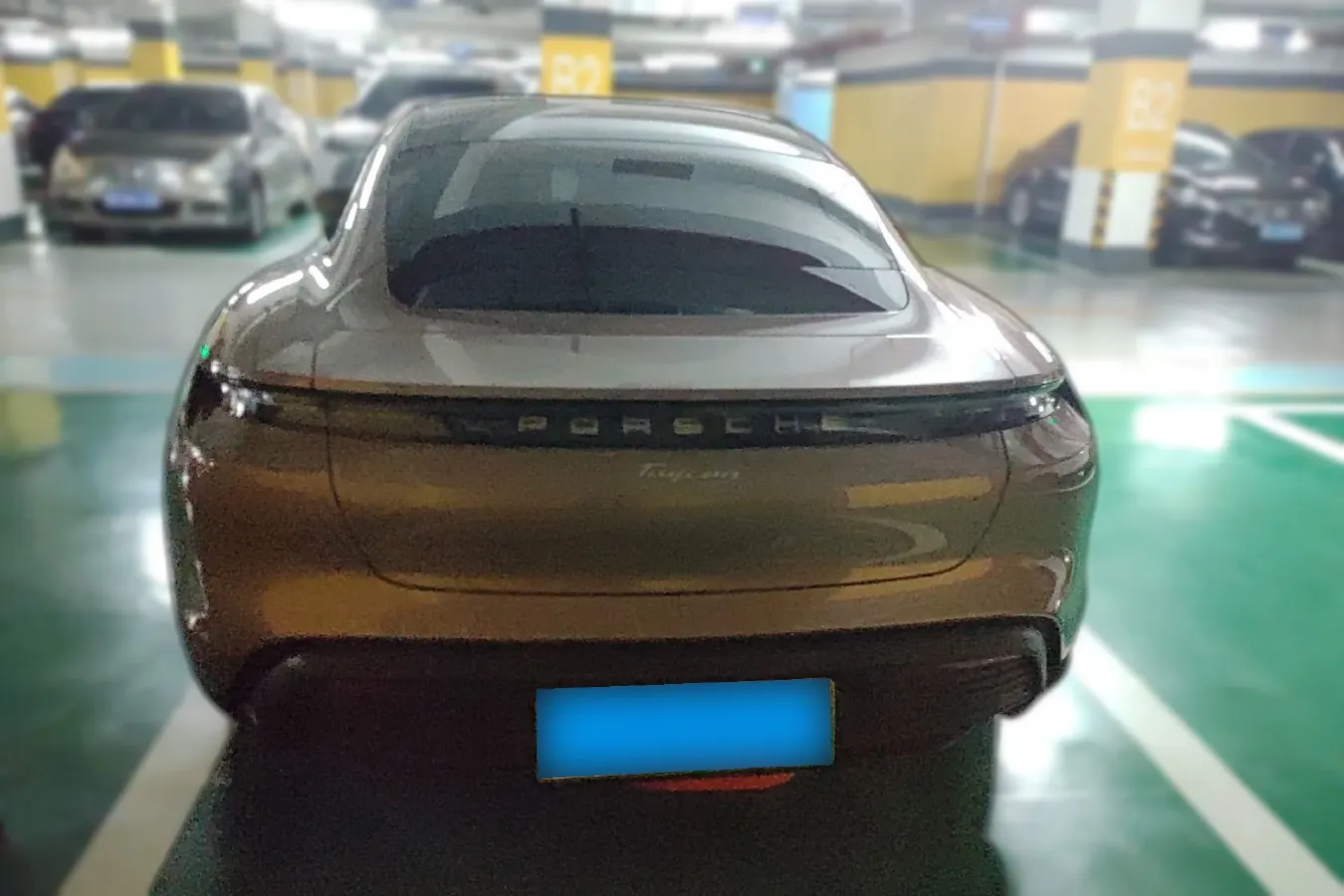 2022 Porsche Taycan 2AT BEV 79.2KWH,autocango,china used car exporter,china ev exporter,chinese used car exporter,chinese used ev exporter