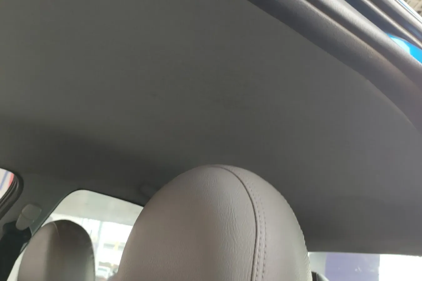 2011 Peugeot 207 1.4L 76HP L4 5MT,autocango,china used car exporter,china ev exporter,chinese used car exporter,chinese used ev exporter