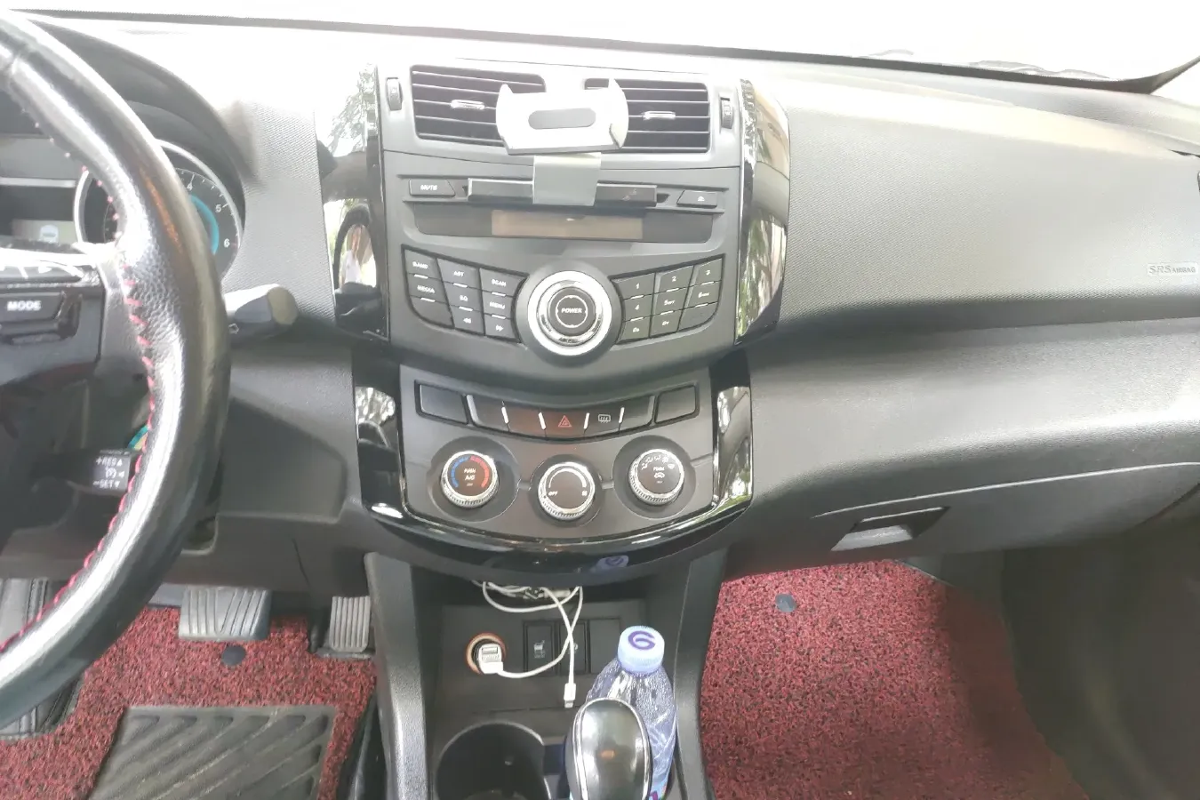 2014 Landwind X5 2.0T 190HP L4 8AT,autocango,china used car exporter,china ev exporter,chinese used car exporter,chinese used ev exporter