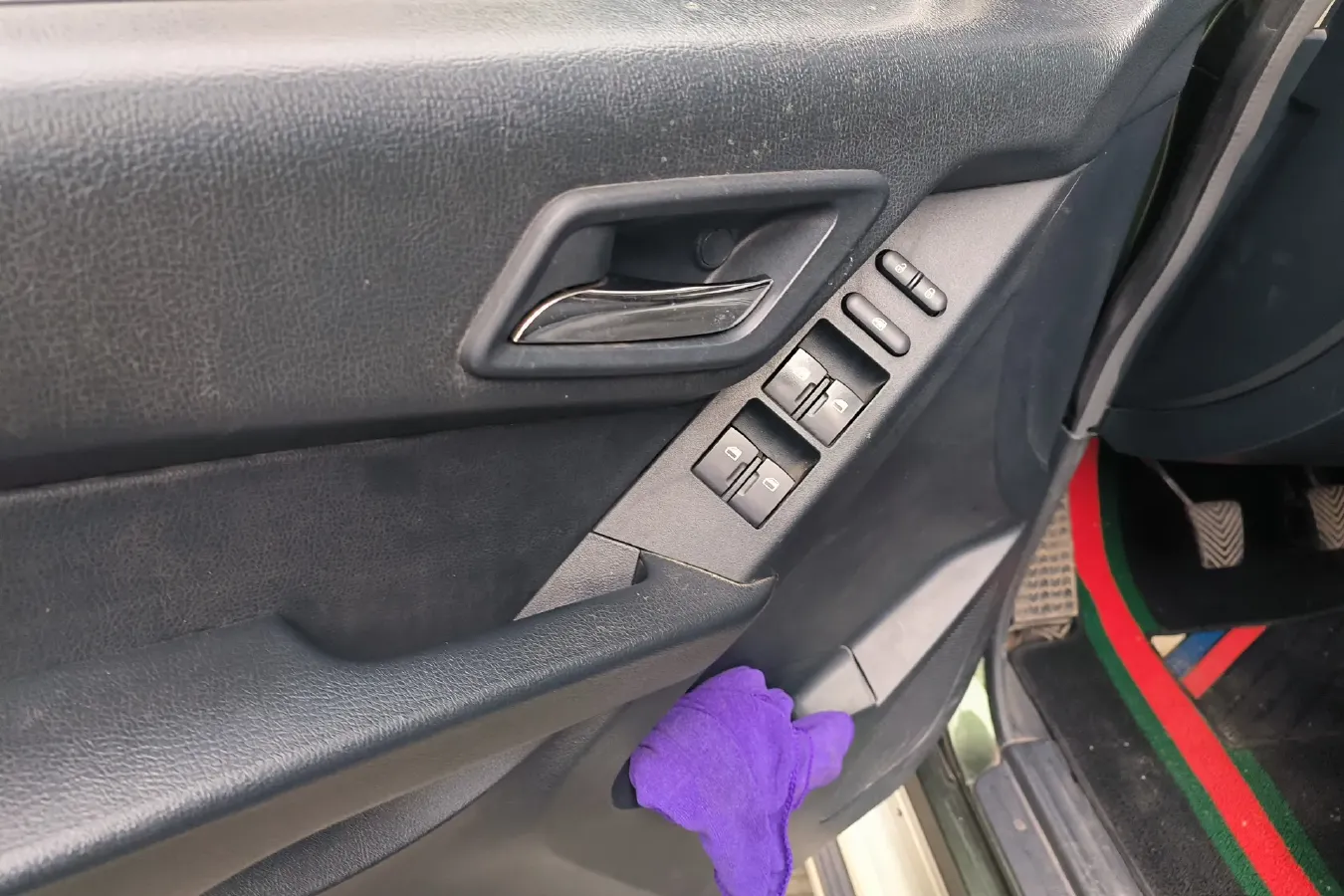 2015 Leopaard Q6 2.4L 147HP L4 5MT,autocango,china used car exporter,china ev exporter,chinese used car exporter,chinese used ev exporter