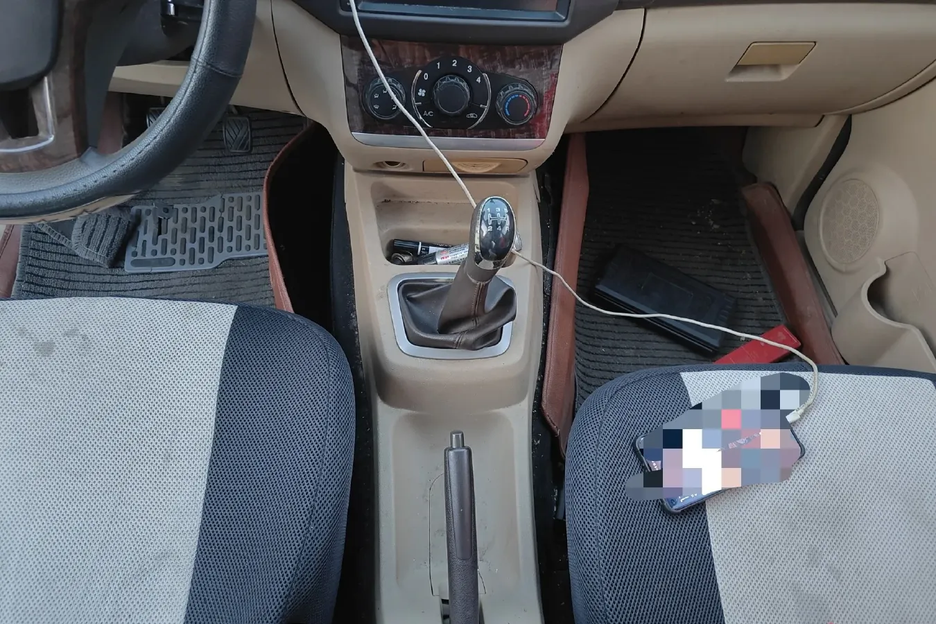 2015 BAIC WeiWang M30 1.5L 116HP L4 5MT,autocango,china used car exporter,china ev exporter,chinese used car exporter,chinese used ev exporter