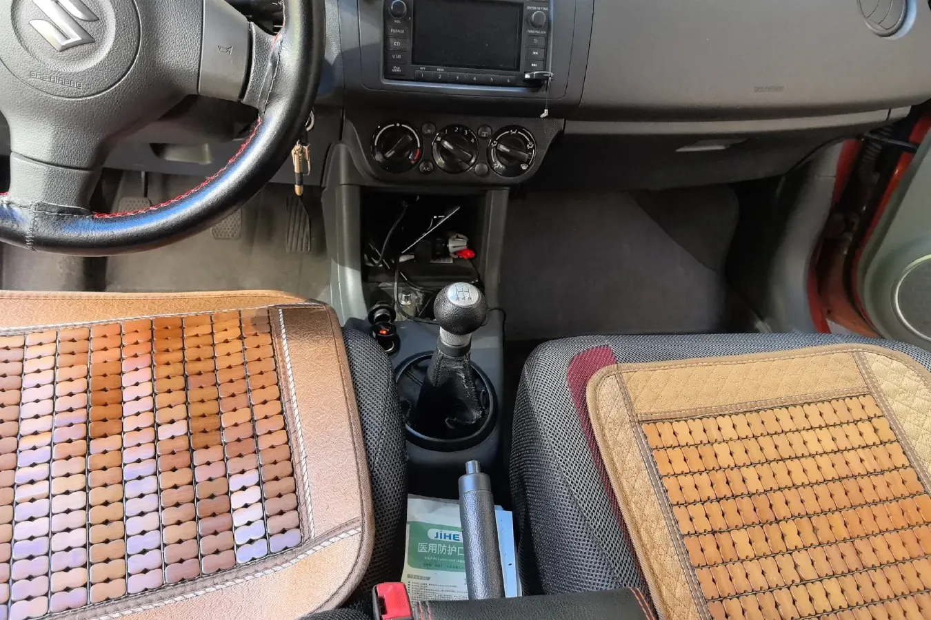 2014 Suzuki Swift 1.3L 91HP L4 5MT,autocango,china used car exporter,china ev exporter,chinese used car exporter,chinese used ev exporter