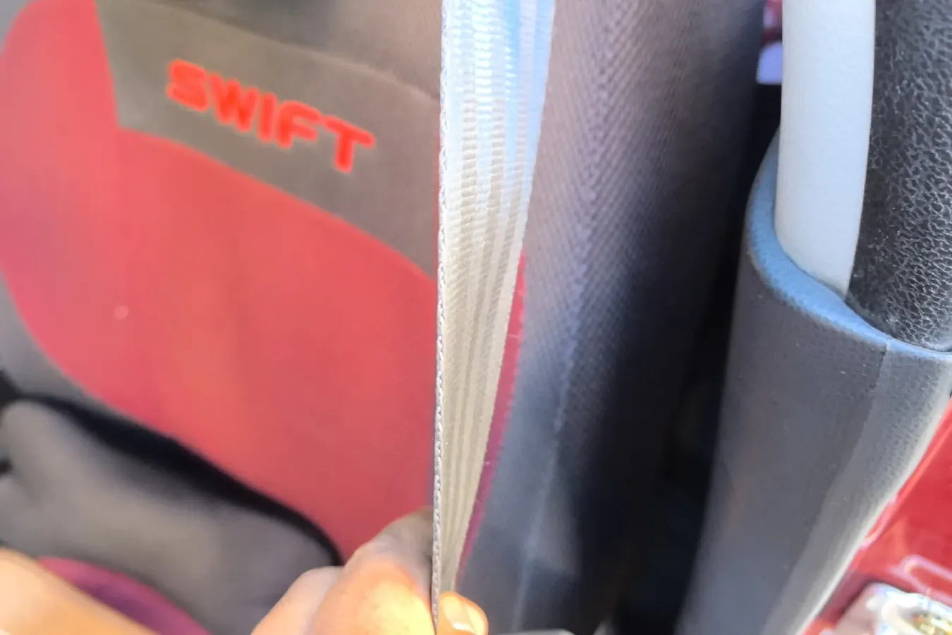 2014 Suzuki Swift 1.3L 91HP L4 5MT,autocango,china used car exporter,china ev exporter,chinese used car exporter,chinese used ev exporter