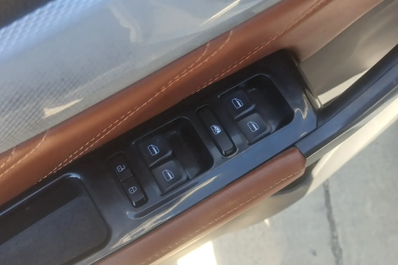 2017 Karry K60 1.5L 109HP L4 4AT,autocango,china used car exporter,china ev exporter,chinese used car exporter,chinese used ev exporter