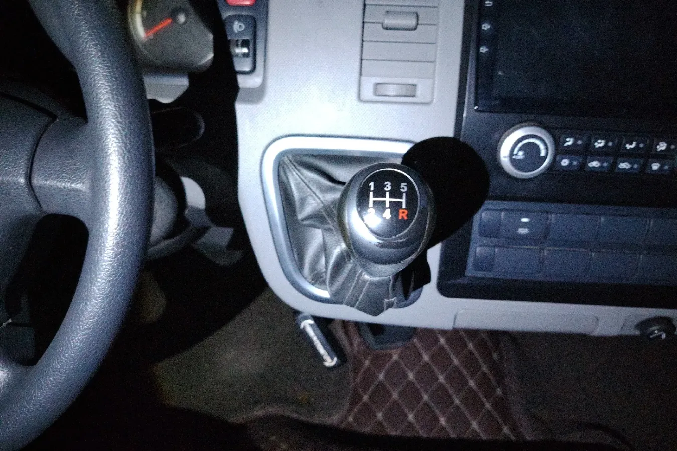 2016 Foton Scenery G7 2.0L 129HP L4 5MT,autocango,china used car exporter,china ev exporter,chinese used car exporter,chinese used ev exporter