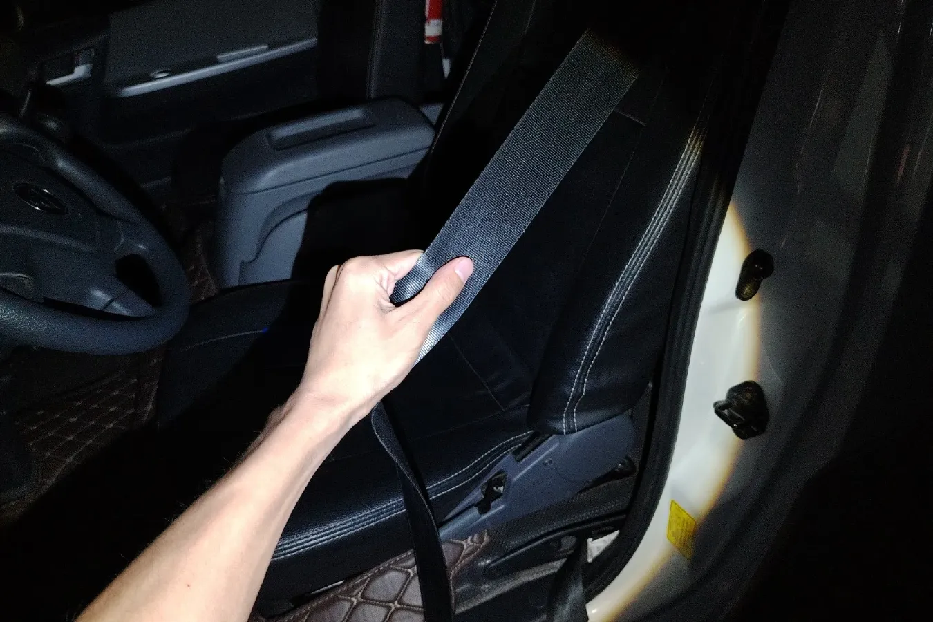 2016 Foton Scenery G7 2.0L 129HP L4 5MT,autocango,china used car exporter,china ev exporter,chinese used car exporter,chinese used ev exporter