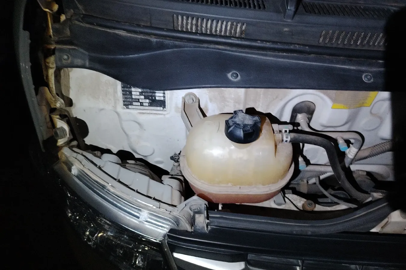 2016 Foton Scenery G7 2.0L 129HP L4 5MT,autocango,china used car exporter,china ev exporter,chinese used car exporter,chinese used ev exporter