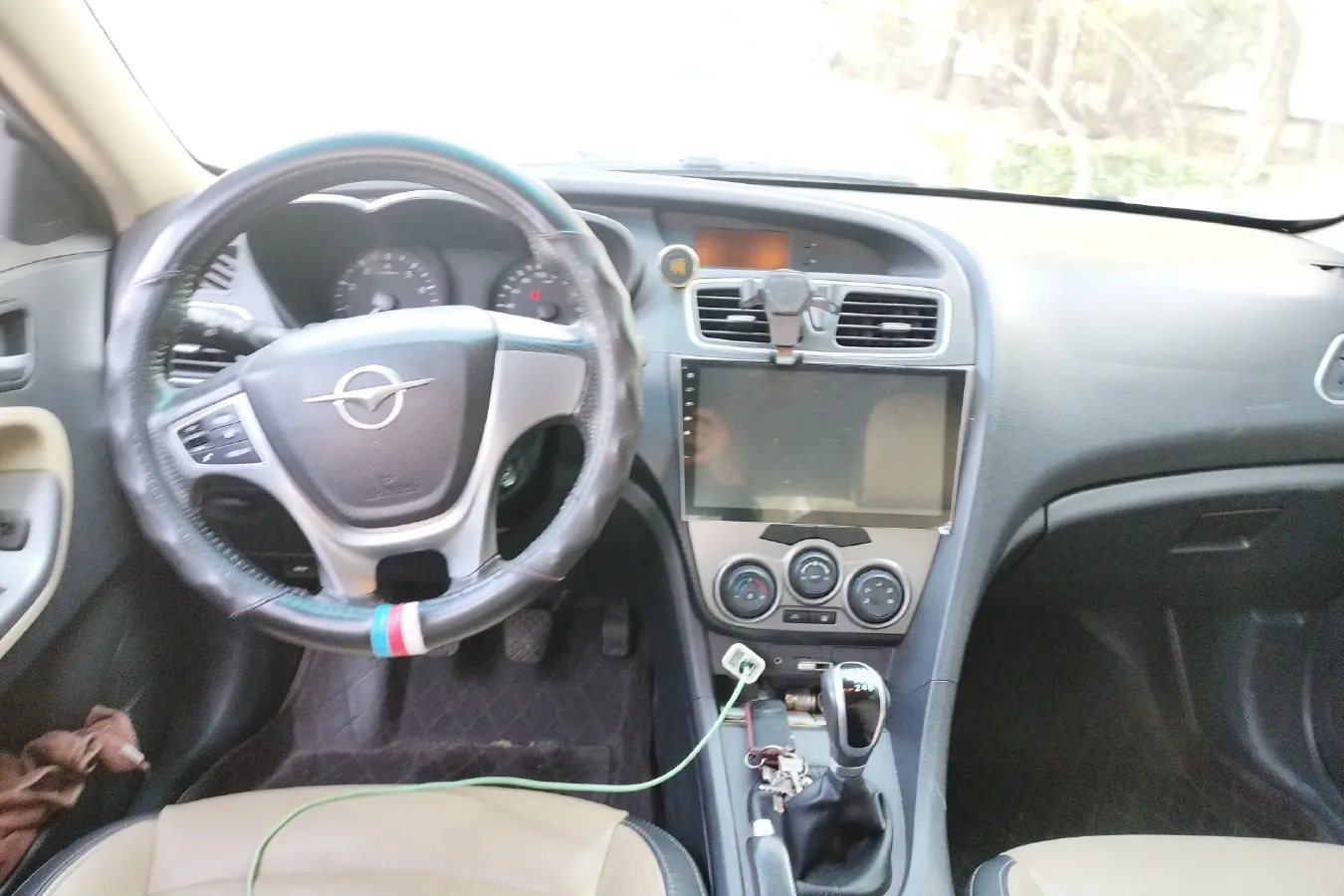 2016 HaiMa Family 1.6L 125HP L4 6MT,autocango,china used car exporter,china ev exporter,chinese used car exporter,chinese used ev exporter