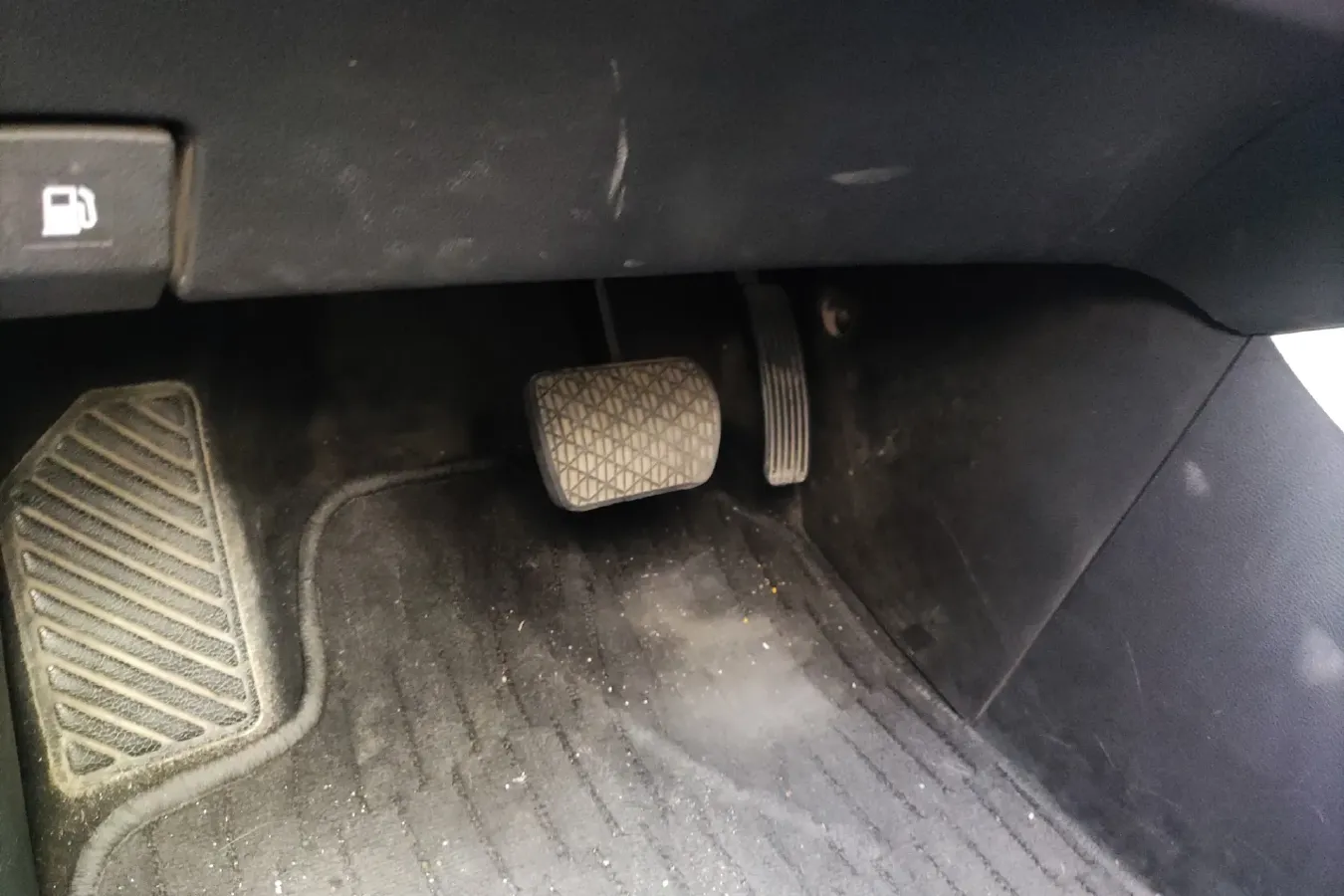 2013 SsangYong Korando 2.0L 149HP L4 6AT,autocango,china used car exporter,china ev exporter,chinese used car exporter,chinese used ev exporter