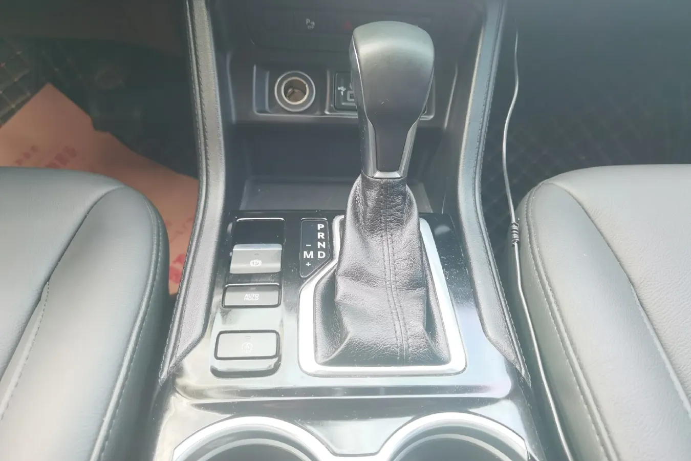 2018 Jeep Commander 2.0T 234HP L4 9AT,autocango,china used car exporter,china ev exporter,chinese used car exporter,chinese used ev exporter