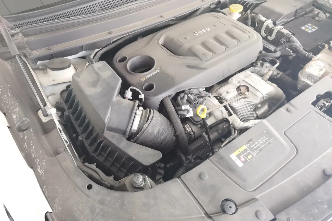 2018 Jeep Commander 2.0T 234HP L4 9AT,autocango,china used car exporter,china ev exporter,chinese used car exporter,chinese used ev exporter