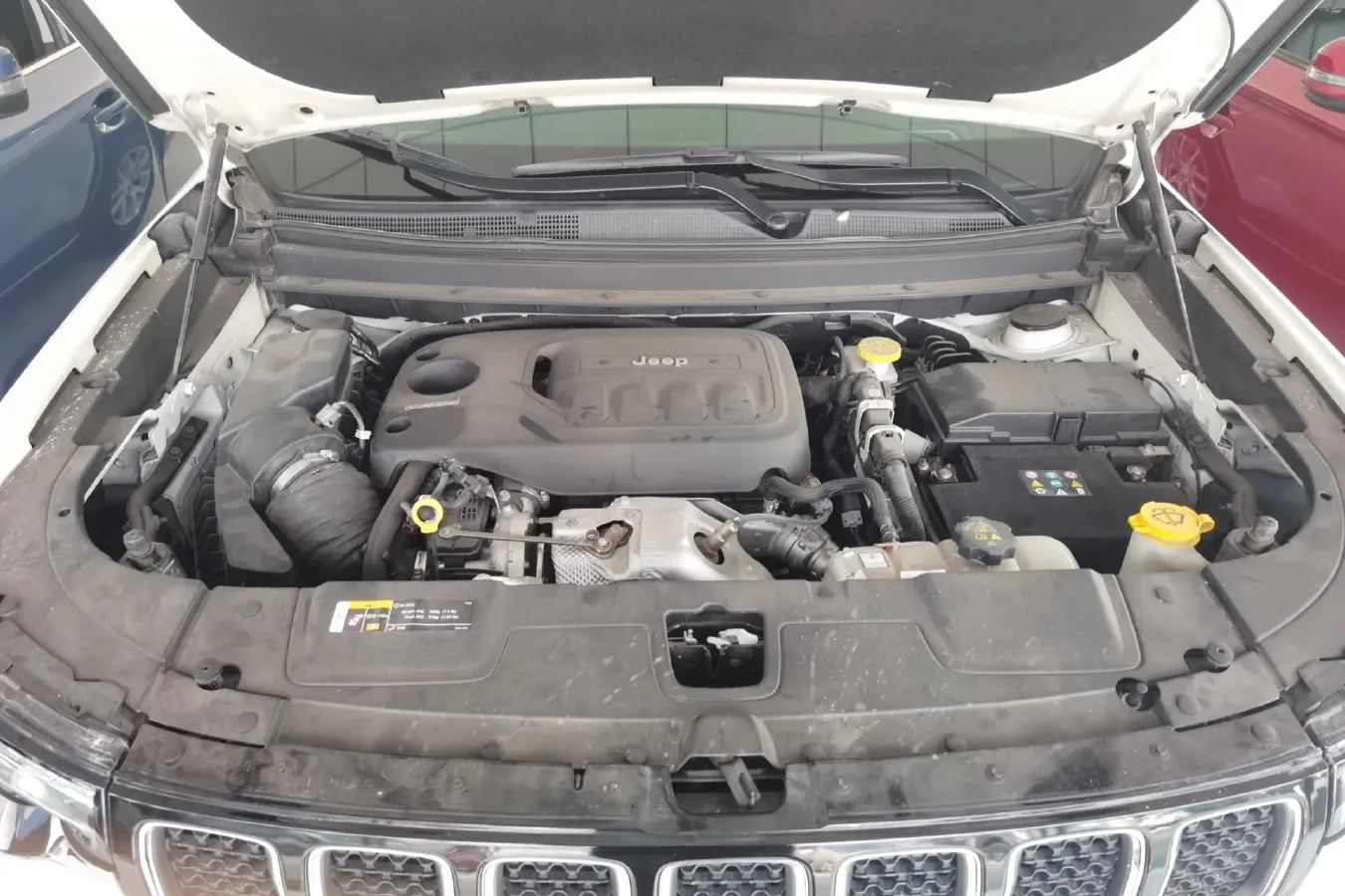 2018 Jeep Commander 2.0T 234HP L4 9AT,autocango,china used car exporter,china ev exporter,chinese used car exporter,chinese used ev exporter