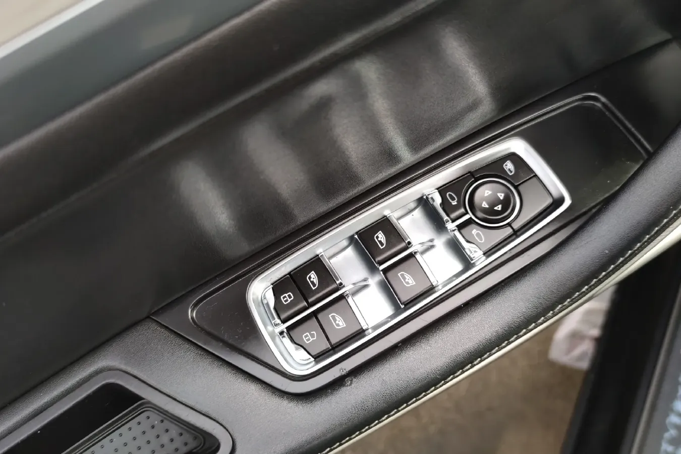 2018 Zotye Damy X7 2.0T 190HP L4 8AT,autocango,china used car exporter,china ev exporter,chinese used car exporter,chinese used ev exporter