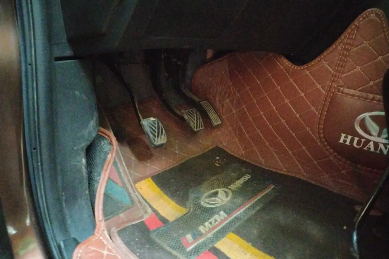 2015 BAIC Hyosow H3 1.5L 113HP L4 5MT,autocango,china used car exporter,china ev exporter,chinese used car exporter,chinese used ev exporter