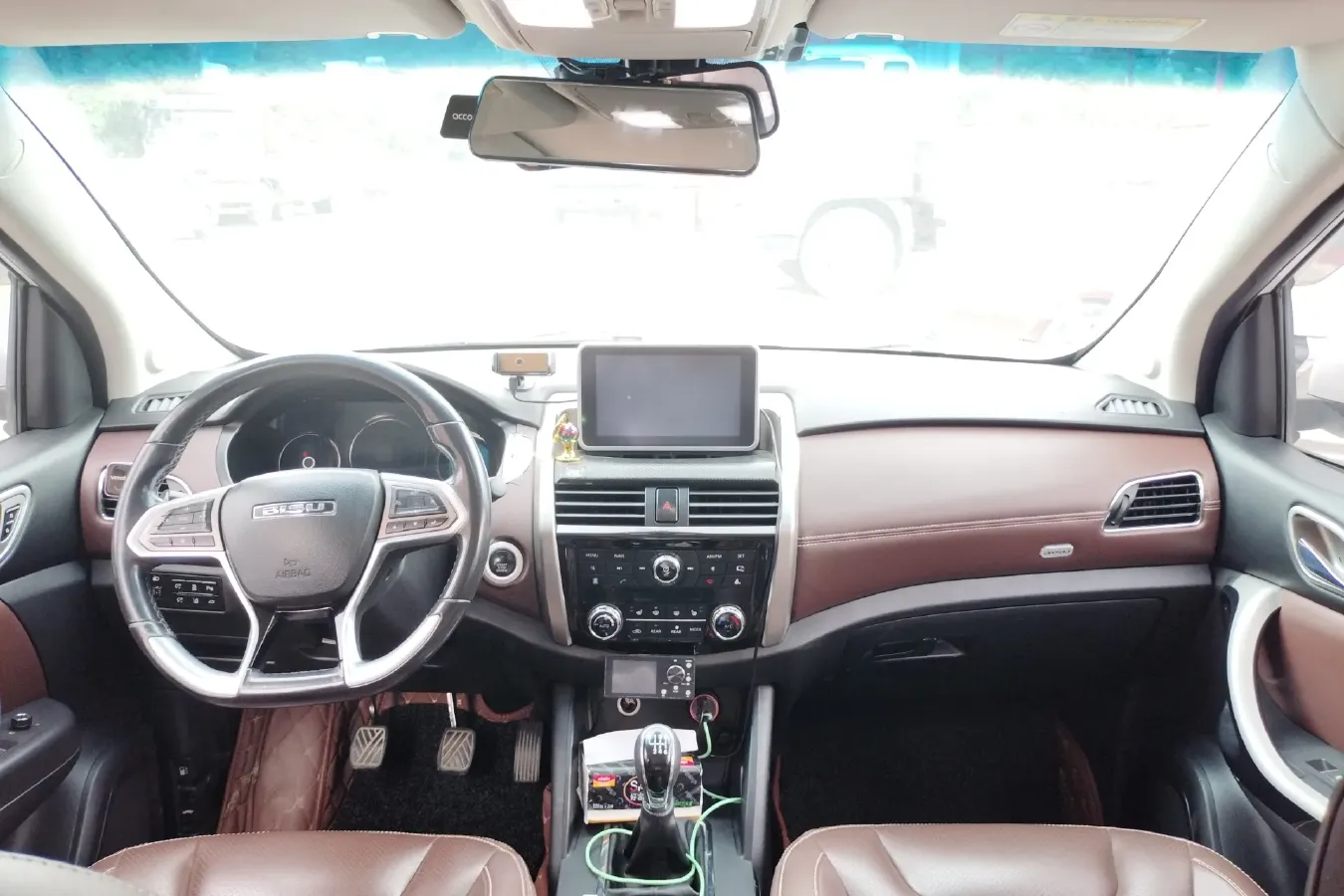 2017 BiSu T5 1.5T 150HP L4 6MT,autocango,china used car exporter,china ev exporter,chinese used car exporter,chinese used ev exporter