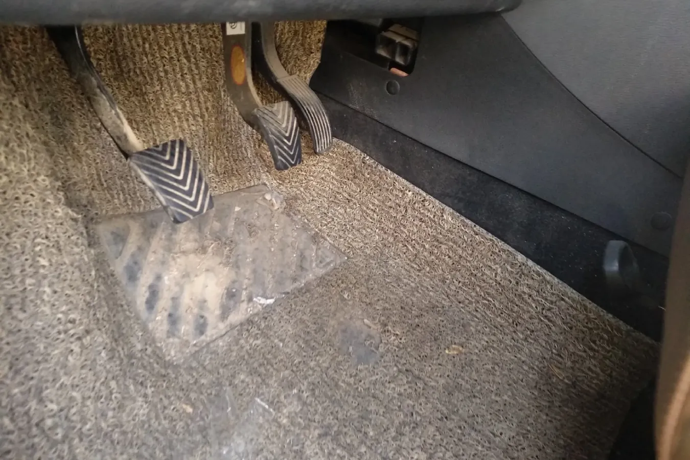 2016 Brilliance Auto V5 1.5T 150HP L4 5MT,autocango,china used car exporter,china ev exporter,chinese used car exporter,chinese used ev exporter