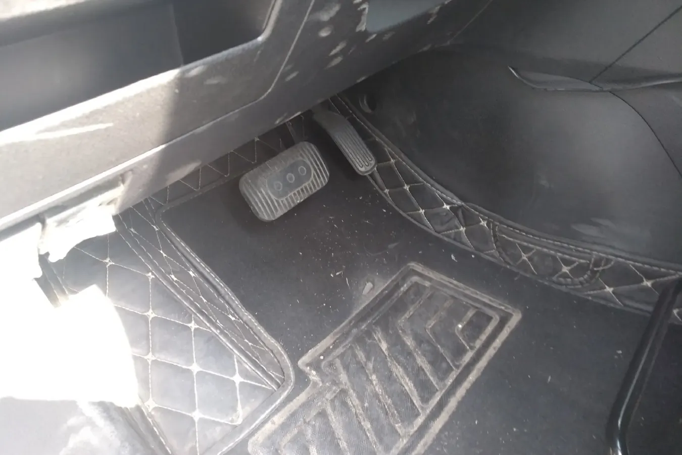 2019 DongFeng Aeolus AX5 1.5T 150HP L4 6DCT,autocango,china used car exporter,china ev exporter,chinese used car exporter,chinese used ev exporter