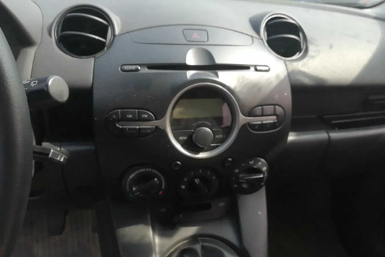 2009 Mazda 2 1.5L 103HP L4 5MT,autocango,china used car exporter,china ev exporter,chinese used car exporter,chinese used ev exporter