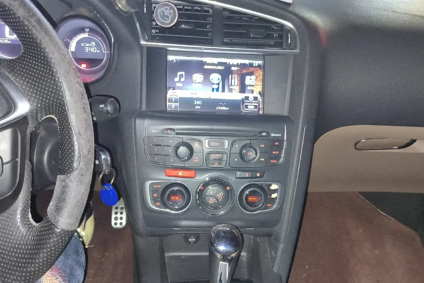 2012 DS 4 1.6T 163HP L4 6AT,autocango,china used car exporter,china ev exporter,chinese used car exporter,chinese used ev exporter
