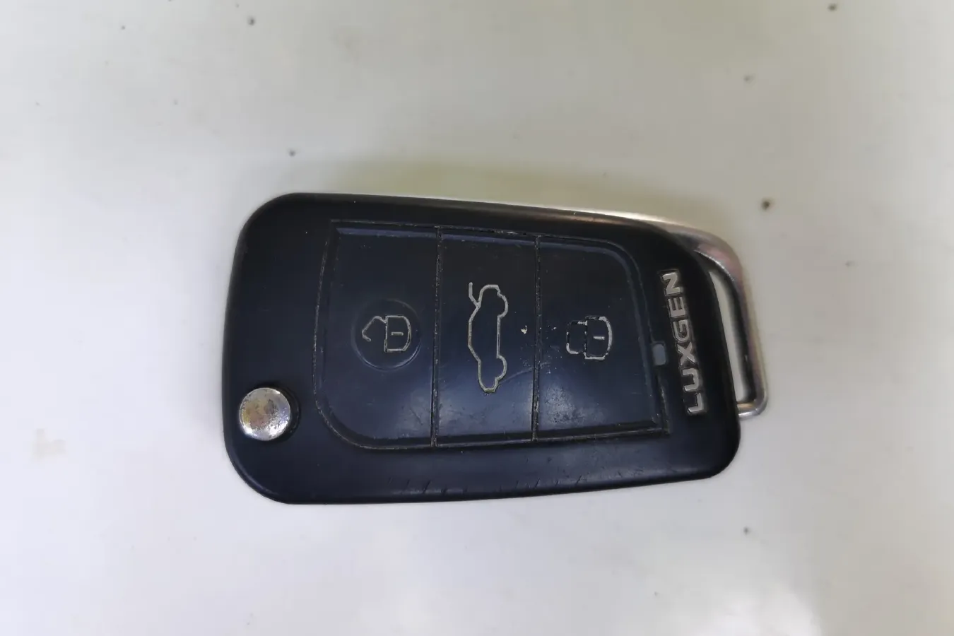 2017 Luxgen U5 SUV 1.6L 124HP L4 5MT,autocango,china used car exporter,china ev exporter,chinese used car exporter,chinese used ev exporter