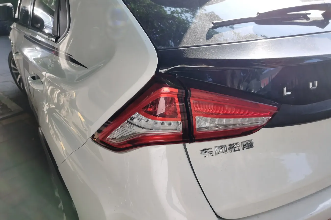 2017 Luxgen U5 SUV 1.6L 124HP L4 5MT,autocango,china used car exporter,china ev exporter,chinese used car exporter,chinese used ev exporter