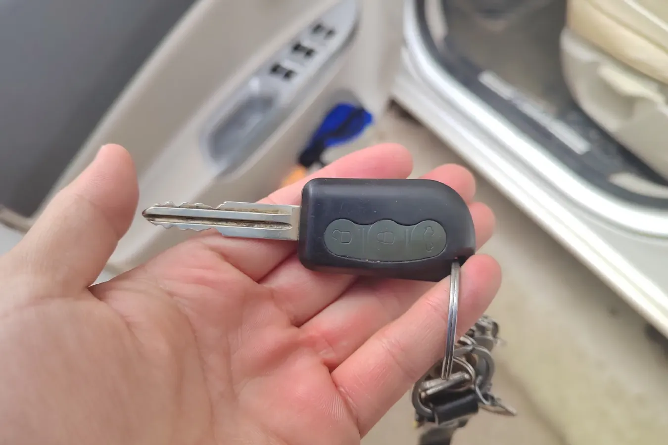 2012 ChangAn Alsvin V5 1.5L 114HP L4 5MT,autocango,china used car exporter,china ev exporter,chinese used car exporter,chinese used ev exporter