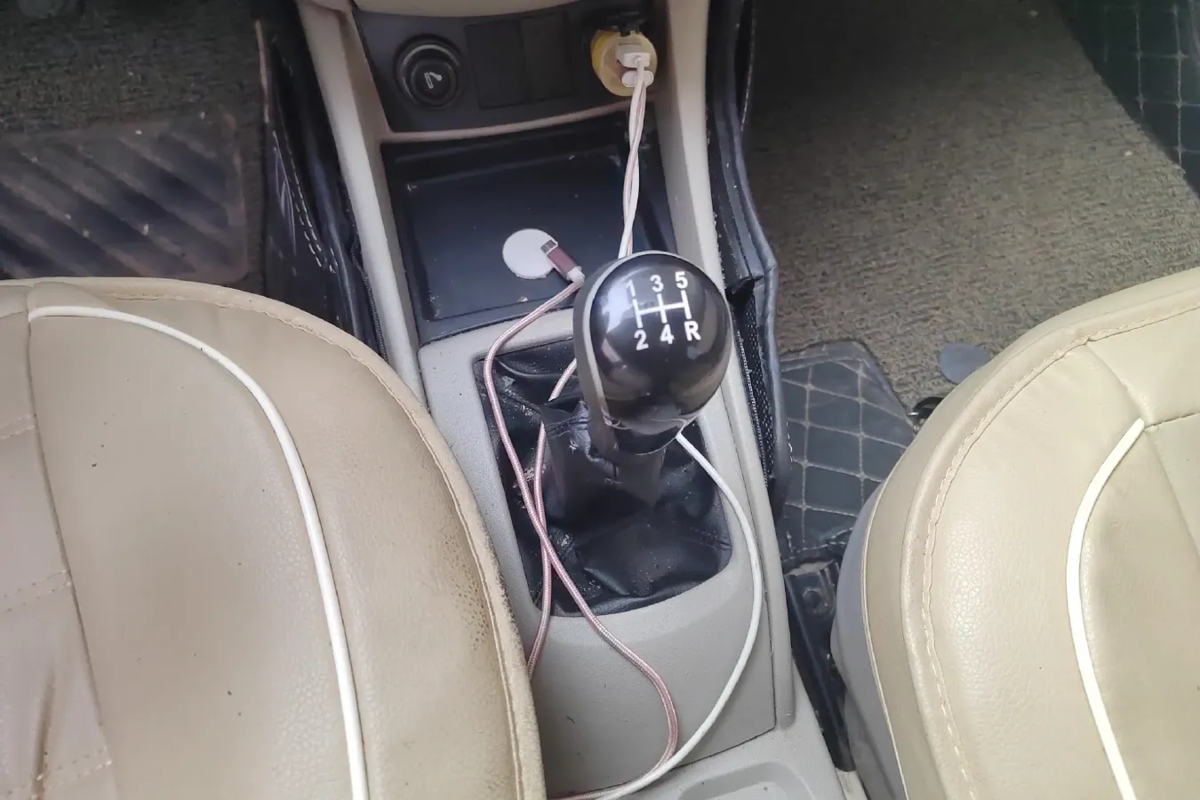 2012 ChangAn Alsvin V5 1.5L 114HP L4 5MT,autocango,china used car exporter,china ev exporter,chinese used car exporter,chinese used ev exporter