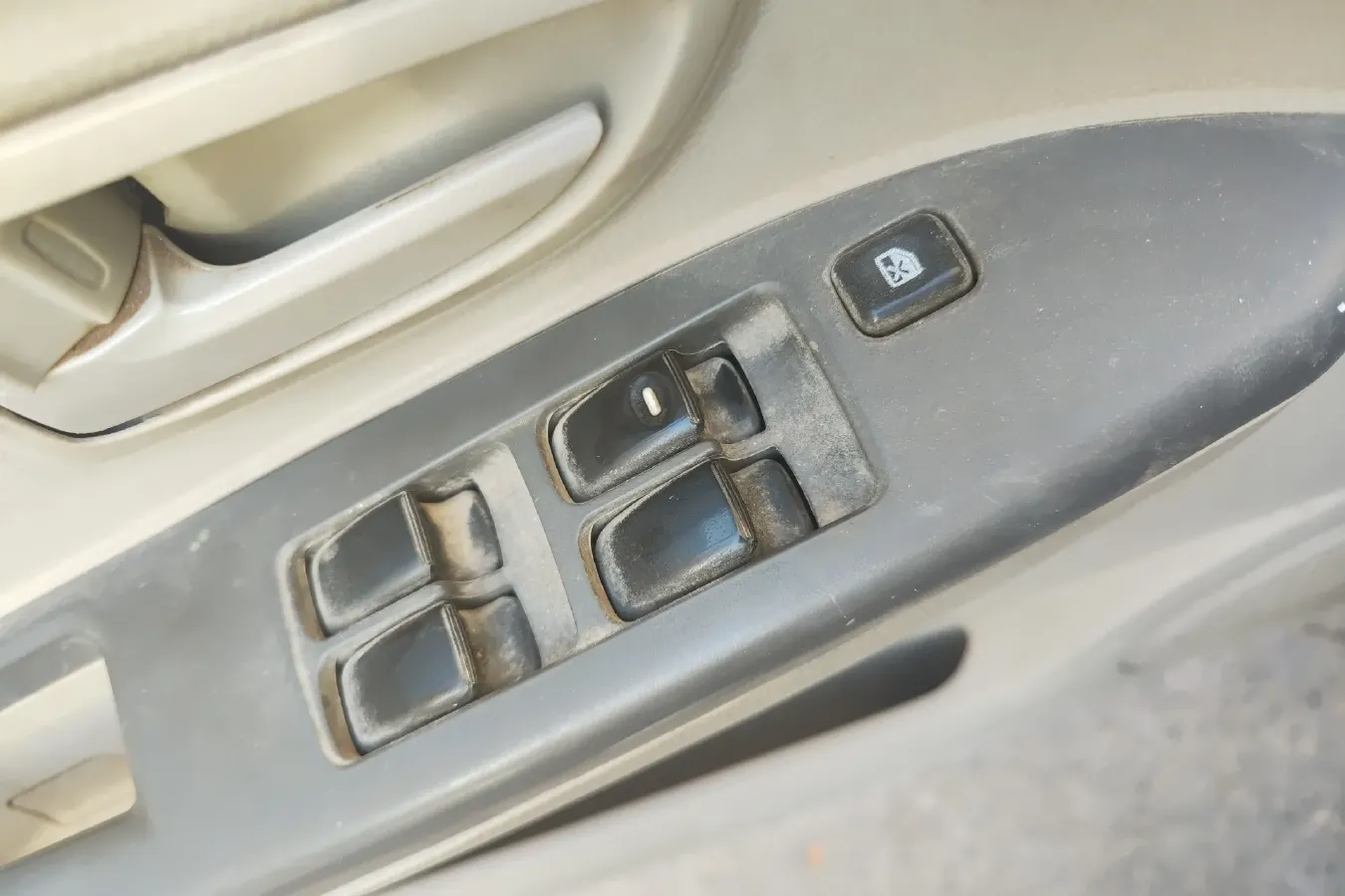 2011 Soueast V3 1.5L 120HP L4 5MT,autocango,china used car exporter,china ev exporter,chinese used car exporter,chinese used ev exporter