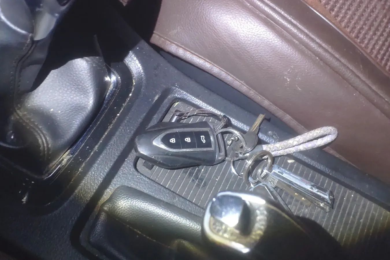 2017 Zotye Z360 1.5L 112HP L4 5MT,autocango,china used car exporter,china ev exporter,chinese used car exporter,chinese used ev exporter