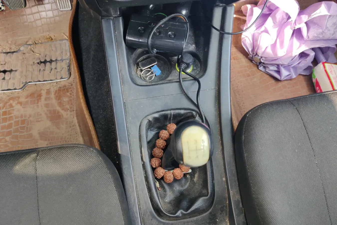 2014 FAW Senia S80 1.3L 88HP L4 5MT,autocango,china used car exporter,china ev exporter,chinese used car exporter,chinese used ev exporter