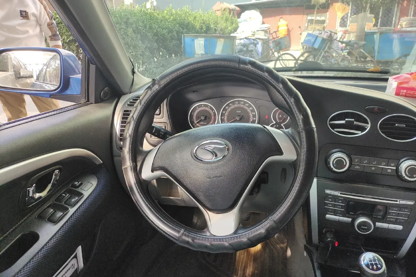 2009 Soueast V3 1.5L 120HP L4 5MT,autocango,china used car exporter,china ev exporter,chinese used car exporter,chinese used ev exporter