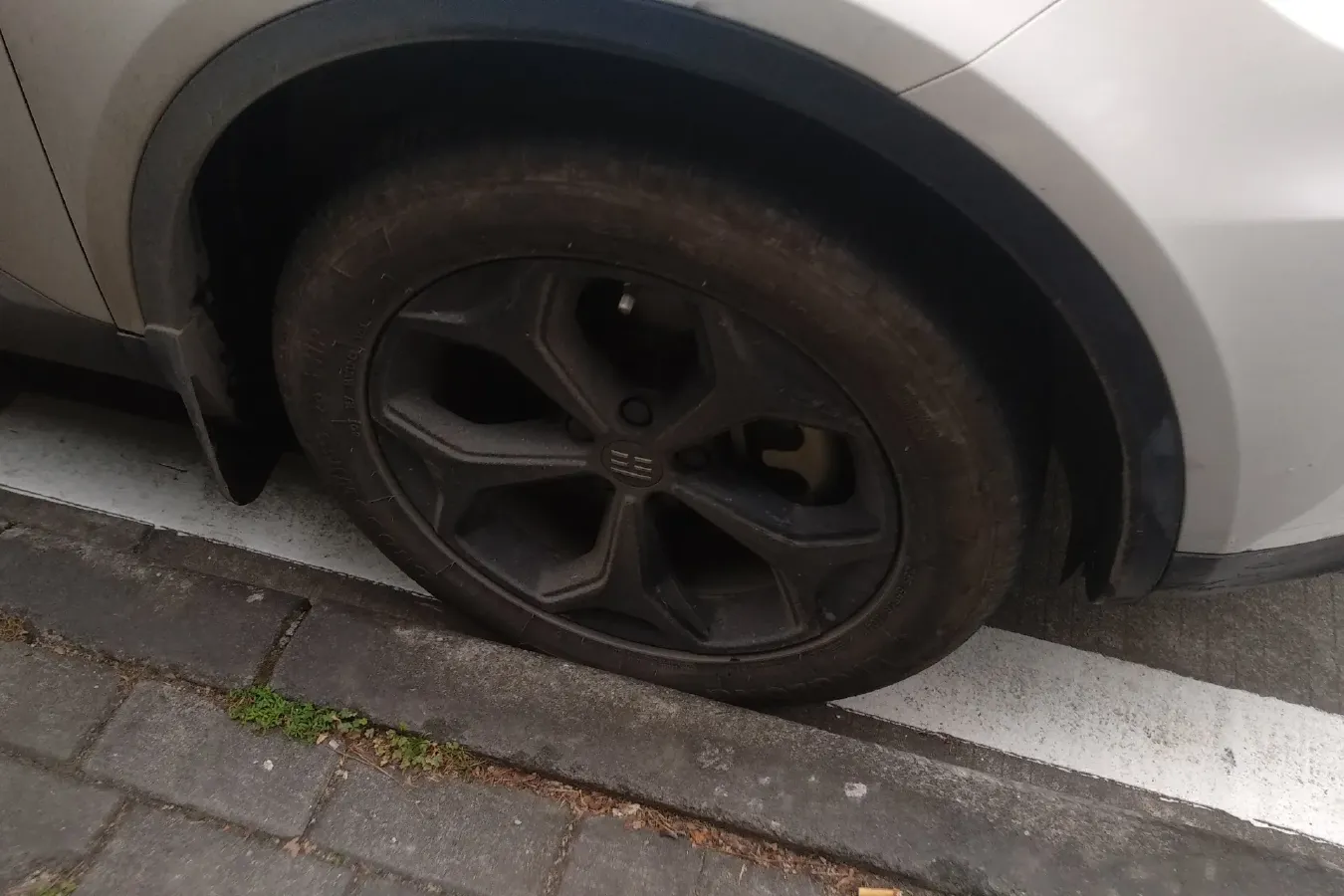 2021 Enovate ME5 Range Extended 98HP REEV 30.6KWH,autocango,china used car exporter,china ev exporter,chinese used car exporter,chinese used ev exporter