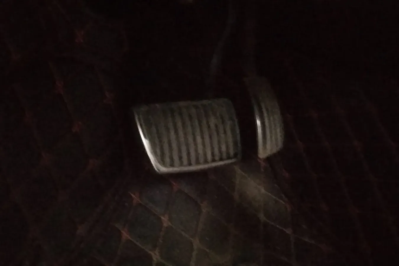 2021 Enovate ME5 Range Extended 98HP REEV 30.6KWH,autocango,china used car exporter,china ev exporter,chinese used car exporter,chinese used ev exporter