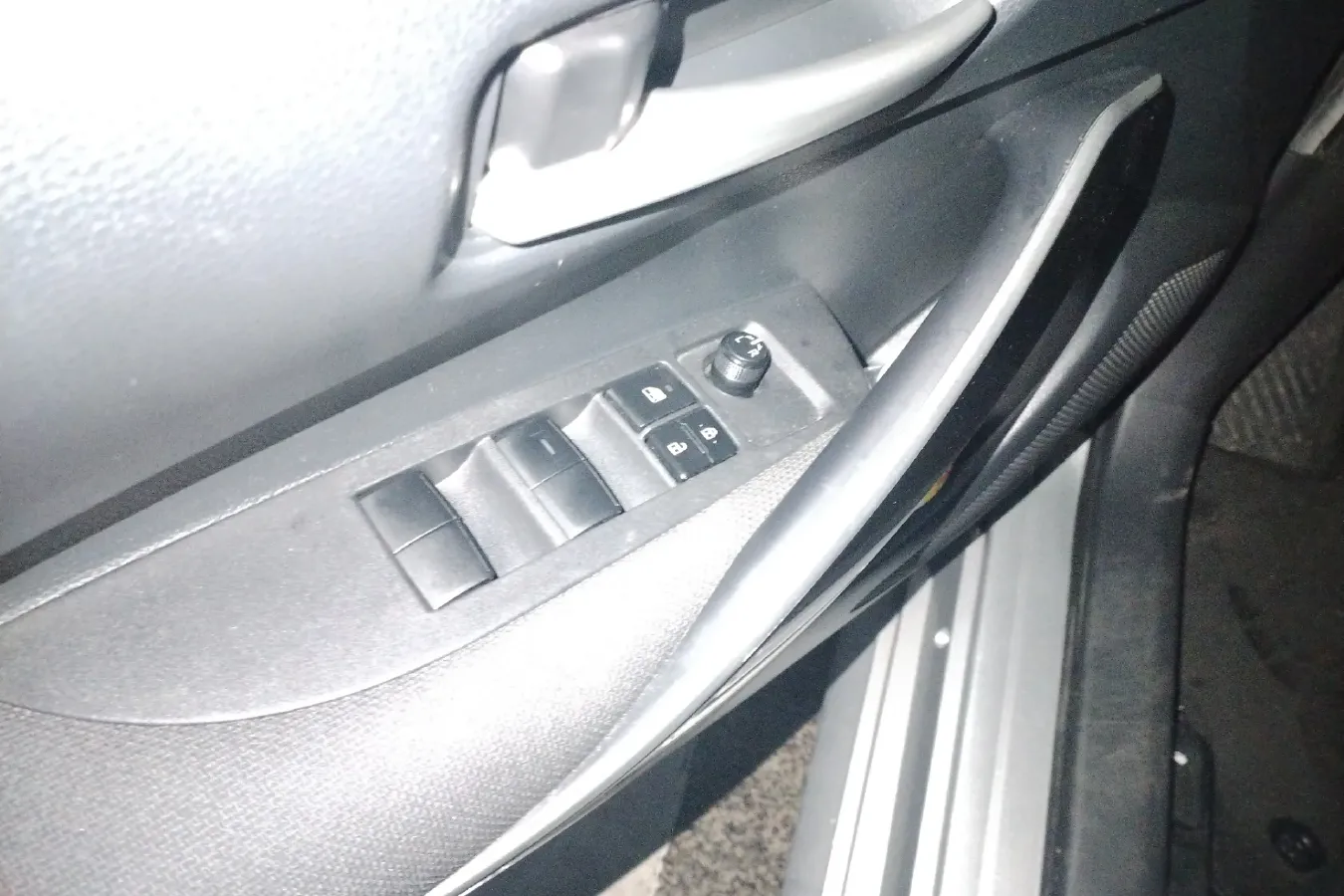 2021 Toyota Levin 1.8L 98HP L4 E-CVT Hybrid,autocango,china used car exporter,china ev exporter,chinese used car exporter,chinese used ev exporter