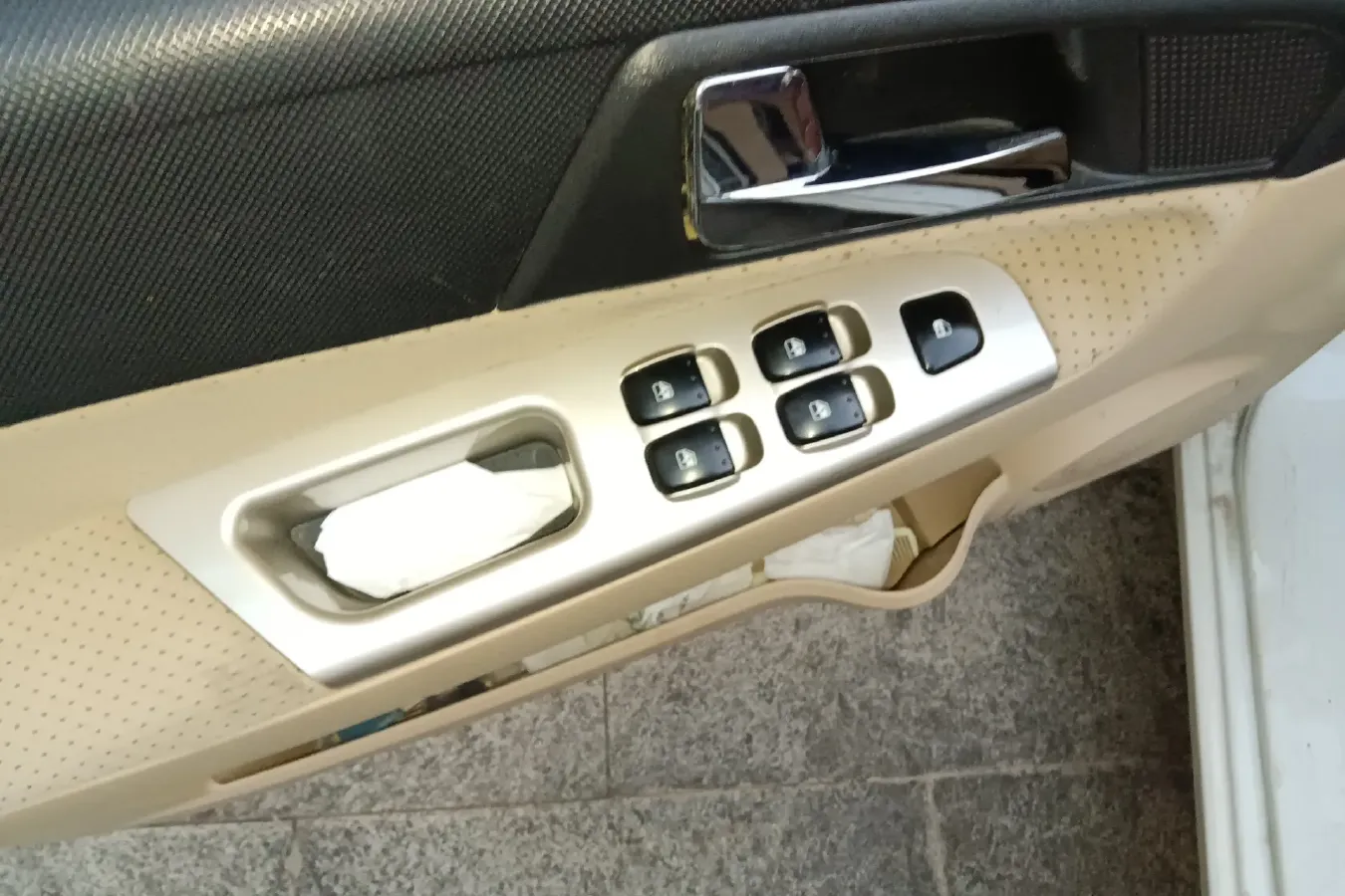 2013 Brilliance Auto H330 1.5L 105HP L4 5MT,autocango,china used car exporter,china ev exporter,chinese used car exporter,chinese used ev exporter