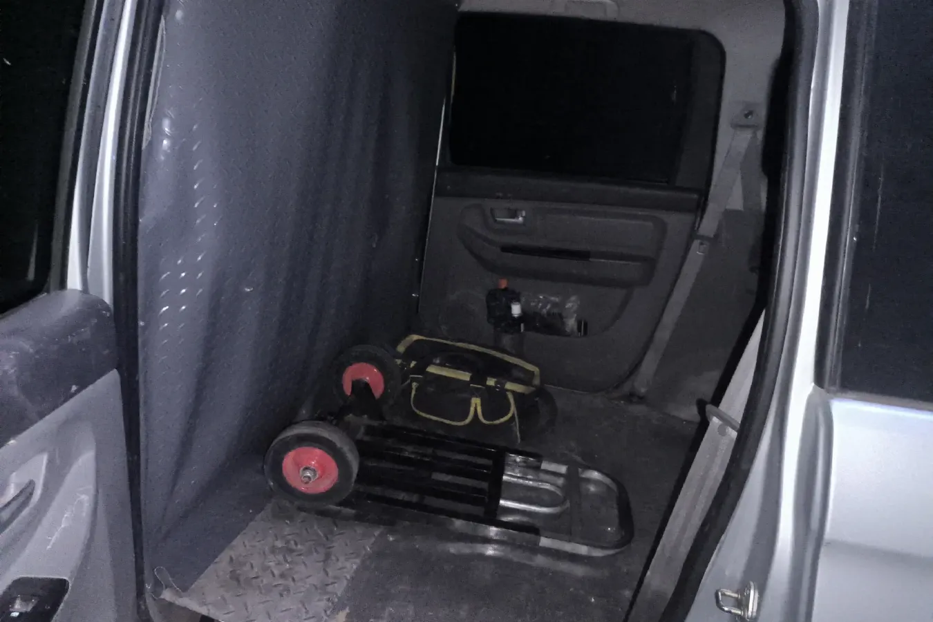 2013 BAIC WeiWang M20 1.5L 106HP L4 5MT,autocango,china used car exporter,china ev exporter,chinese used car exporter,chinese used ev exporter