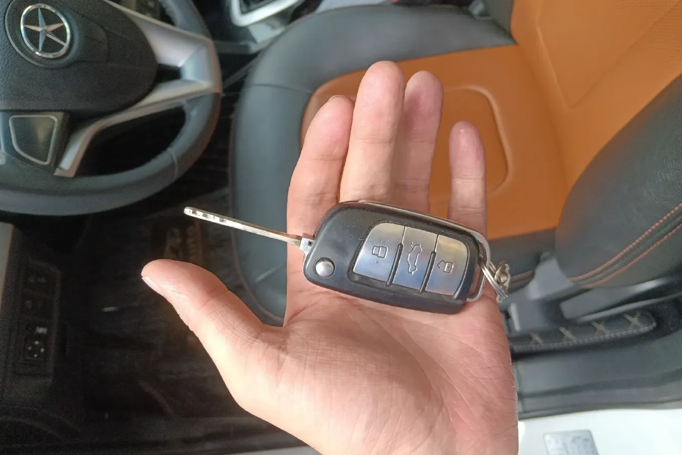 2014 JAC Refine S5 2.0T 177HP L4 6MT,autocango,china used car exporter,china ev exporter,chinese used car exporter,chinese used ev exporter