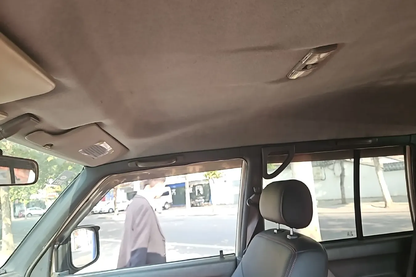 2009 Leopaard 6481 2.2L 129HP L4 5MT,autocango,china used car exporter,china ev exporter,chinese used car exporter,chinese used ev exporter