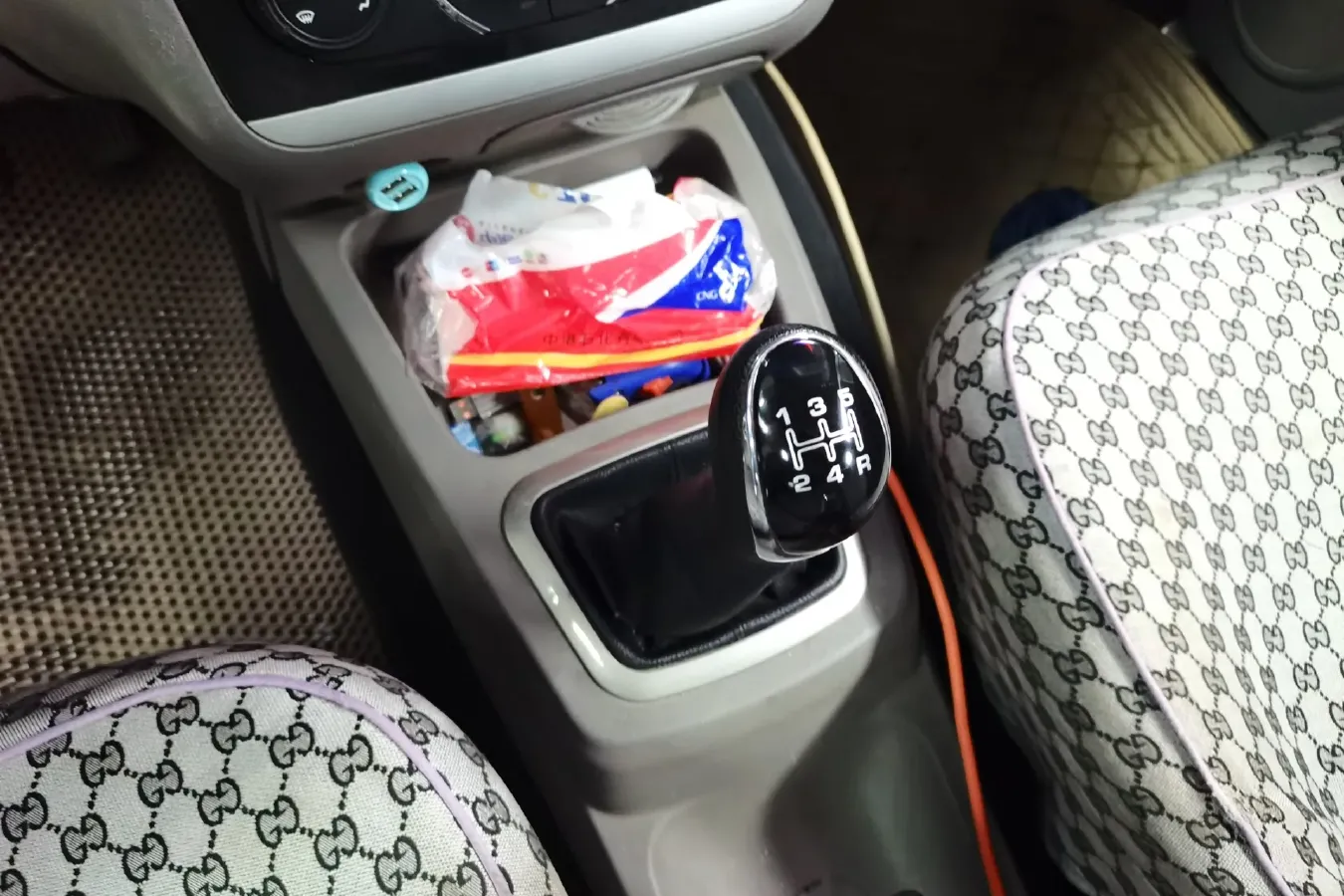 2014 BAIC WeiWang M20 1.5L 106HP L4 5MT,autocango,china used car exporter,china ev exporter,chinese used car exporter,chinese used ev exporter