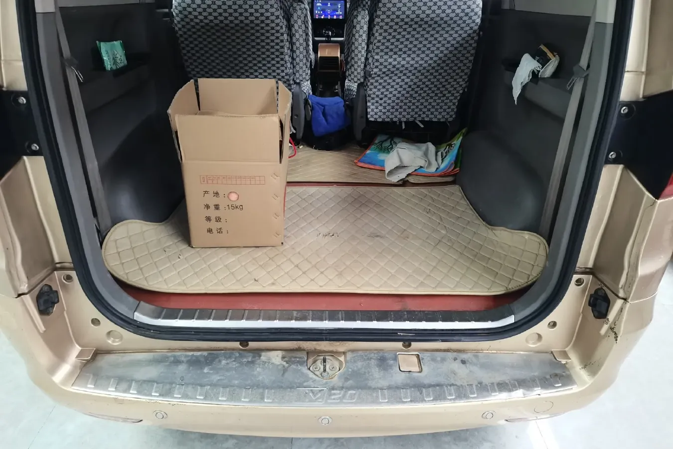 2014 BAIC WeiWang M20 1.5L 106HP L4 5MT,autocango,china used car exporter,china ev exporter,chinese used car exporter,chinese used ev exporter