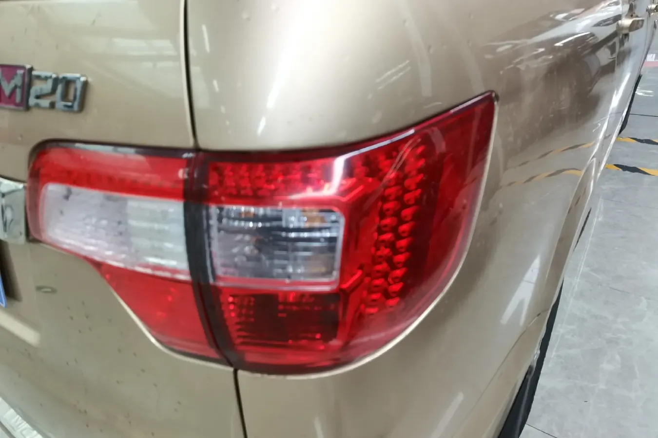 2014 BAIC WeiWang M20 1.5L 106HP L4 5MT,autocango,china used car exporter,china ev exporter,chinese used car exporter,chinese used ev exporter