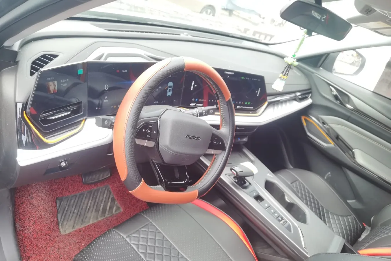 2023 ChangAn Oshan X5 Plus 1.5T 188HP L4 7DCT,autocango,china used car exporter,china ev exporter,chinese used car exporter,chinese used ev exporter