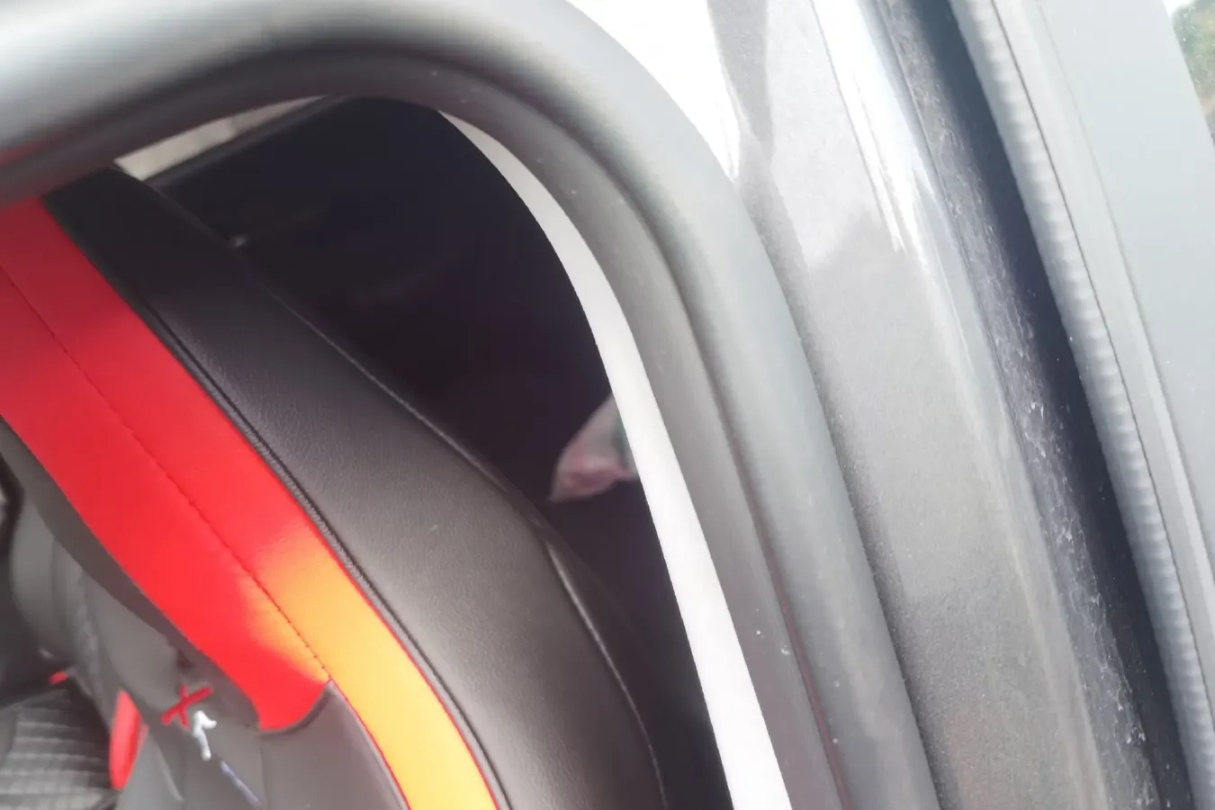 2023 ChangAn Oshan X5 Plus 1.5T 188HP L4 7DCT,autocango,china used car exporter,china ev exporter,chinese used car exporter,chinese used ev exporter