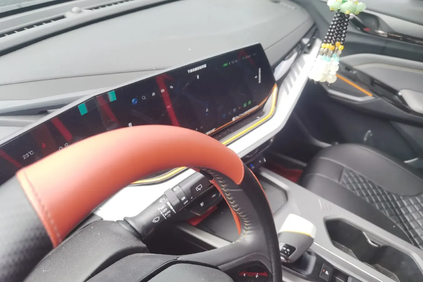 2023 ChangAn Oshan X5 Plus 1.5T 188HP L4 7DCT,autocango,china used car exporter,china ev exporter,chinese used car exporter,chinese used ev exporter