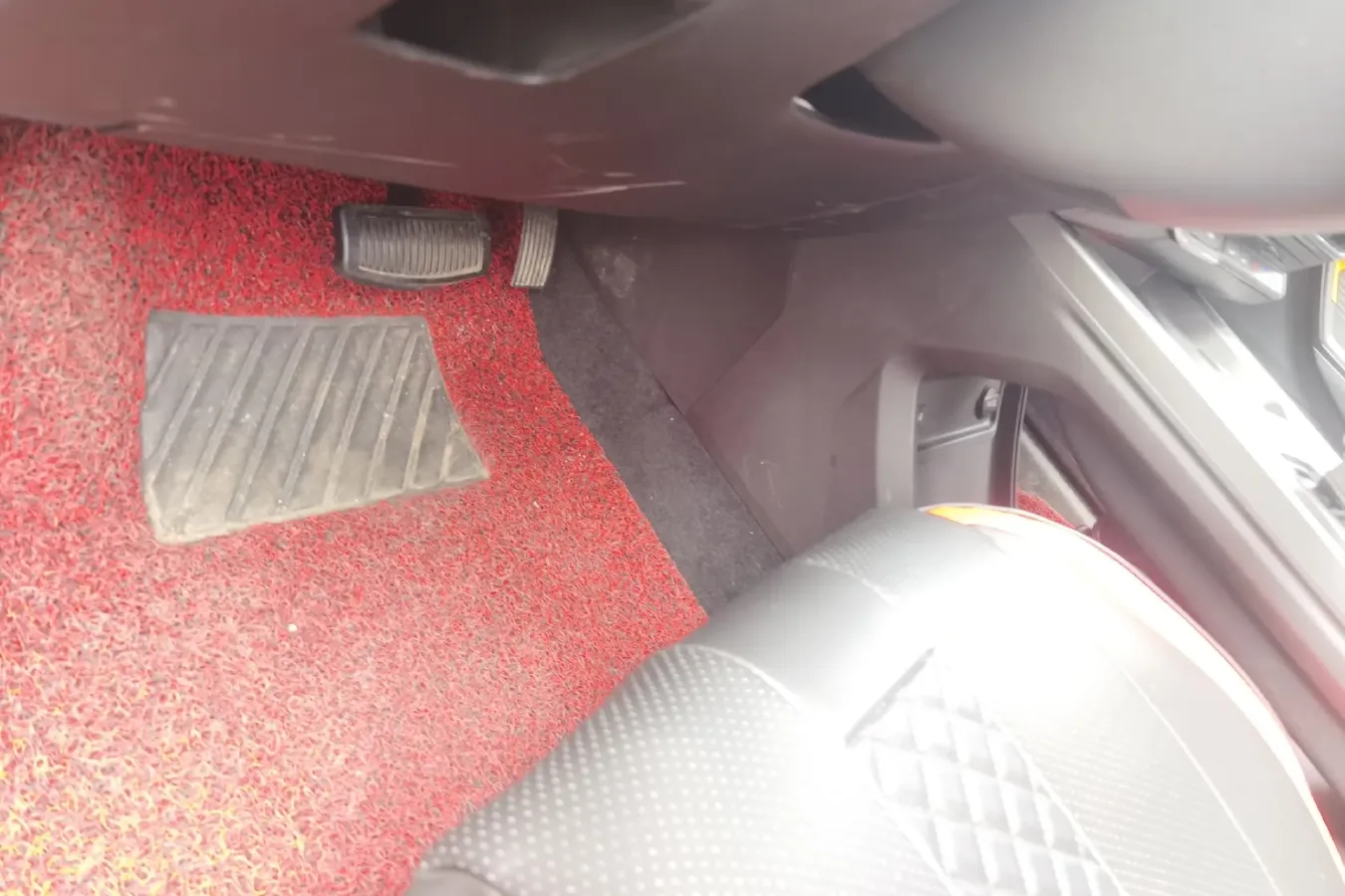 2023 ChangAn Oshan X5 Plus 1.5T 188HP L4 7DCT,autocango,china used car exporter,china ev exporter,chinese used car exporter,chinese used ev exporter