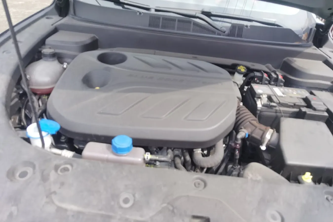 2023 ChangAn Oshan X5 Plus 1.5T 188HP L4 7DCT,autocango,china used car exporter,china ev exporter,chinese used car exporter,chinese used ev exporter