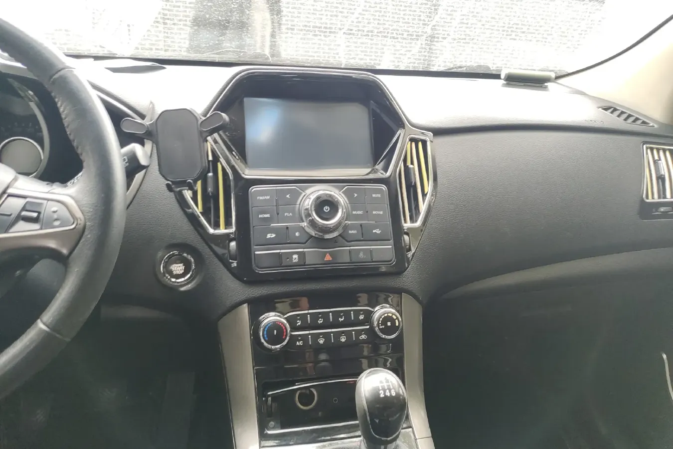 2016 HawTai Santafe 1.5T 156HP L4 6MT,autocango,china used car exporter,china ev exporter,chinese used car exporter,chinese used ev exporter